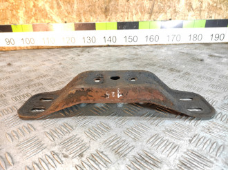 Кронштейн кпп E 124