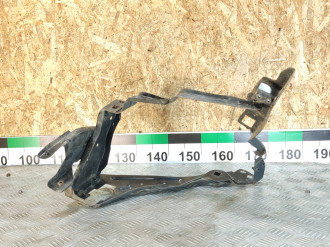 Кронштейн крепления фары C 204