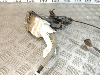 Замок двери передней правой A 169