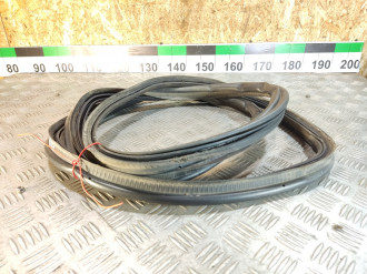 Уплотнитель багажника A 169