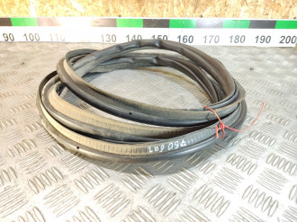 Уплотнитель багажника A 169