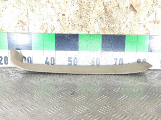 Обшивка крышки багажника Vito 638