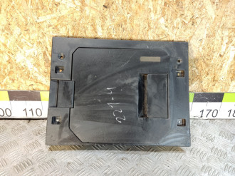 Крышка бардачка S 221