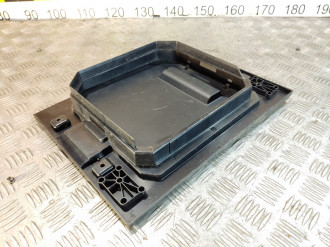 Крышка бардачка S 221