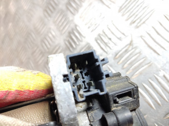 Ремень безопасности передний левый S 221