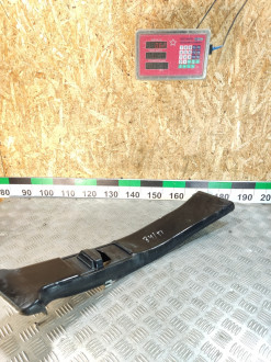 Обшивка стойки правая C 202