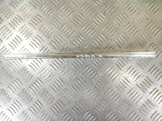 Молдинг стекла двери левой задней E 123