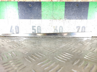 Молдинг стекла двери левой задней E 123