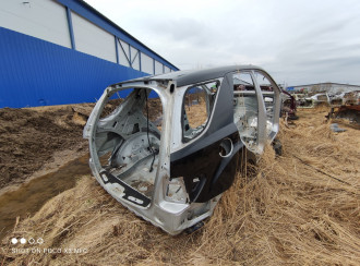 Порог со стойкой правой Ml 164