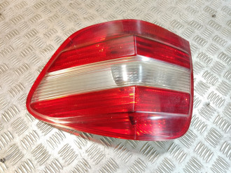 Фонарь задний правый Ml 164