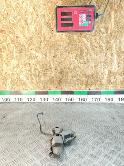 Моторчик стеклоподъемника левый задний E 124