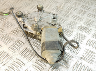 Моторчик стеклоподъемника левый задний E 124