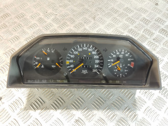 Панель приборов E 124