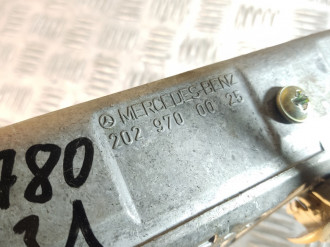 Подголовник сиденья E 124