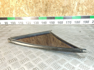 Стекло двери задней правой форточка E 124