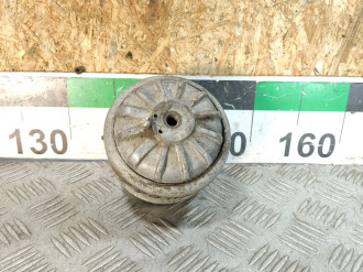 Опора двигателя правая E 124