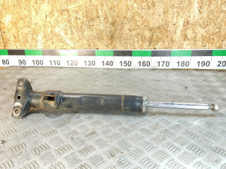 Амортизатор передний правый E 124