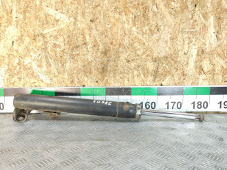 Амортизатор передний левый E 124