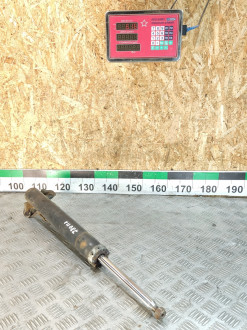 Амортизатор передний левый E 124