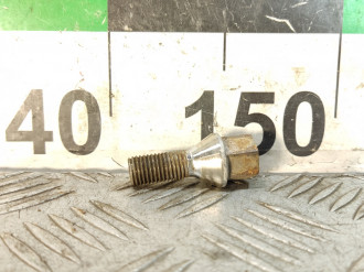 Болт Гайка колесные E 124