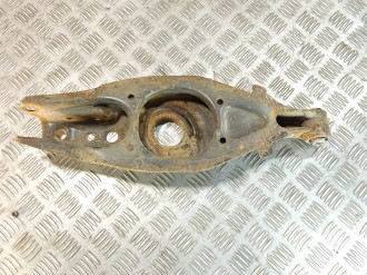 Рычаг задний нижний левый E 124