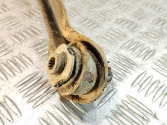 Тяга задняя продольная E 124