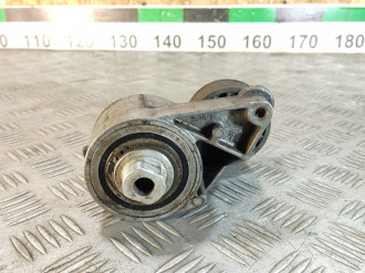 Натяжитель ремня E 124