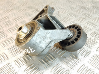 Натяжитель ремня E 124