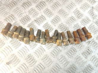 Болт Гайка колесные Ml 164