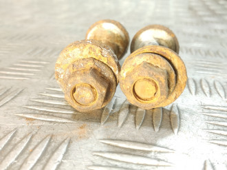 Болт развальный задний Ml 164