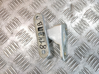 Петля двери задней правой верхняя Ml 164