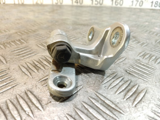 Петля двери задней правой верхняя Ml 164