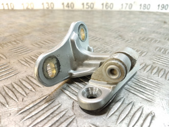 Петля двери задней правой верхняя Ml 164