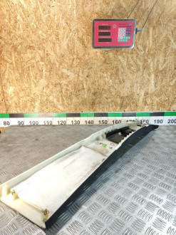 Обшивка стойки левая Ml 164