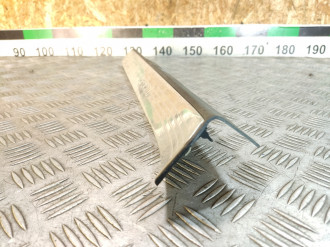 Накладка порога внутренняя передняя левая S 221