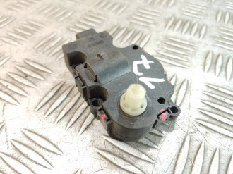 Моторчик заслонки отопителя Ml 164