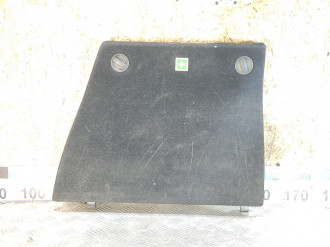 Обшивка багажника левая Ml 164