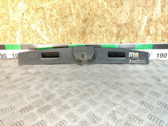 Обшивка крышки багажника Ml 164