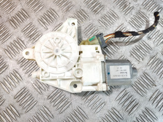 Моторчик стеклоподъемника левый задний Ml 164