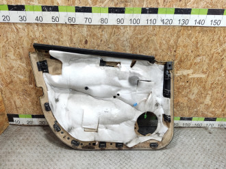 Обшивка двери передней правой Ml 164