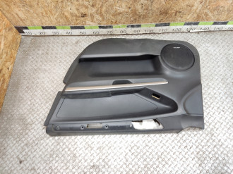 Обшивка двери передней правой Ml 164