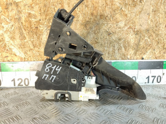 Замок двери передней правой Ml 164