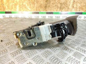 Замок двери передней правой Ml 164