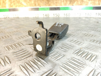 Ответная часть ремня безопасности Ml 164