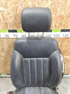 Сиденье переднее левое Ml 164