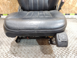 Сиденье переднее правое Ml 164