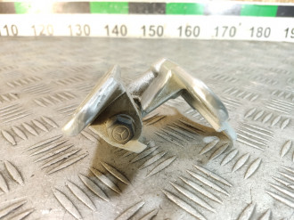 Петля двери задней правой нижняя Ml 164