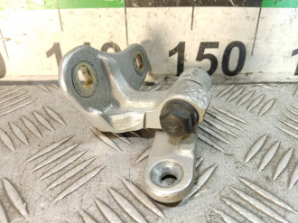 Петля двери передней левой верхняя Ml 164