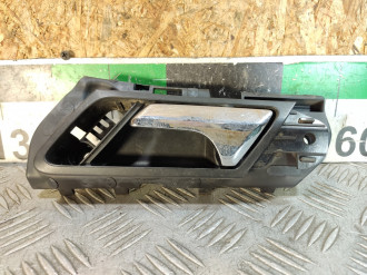 Ручка двери внутренняя передняя левая Ml 164