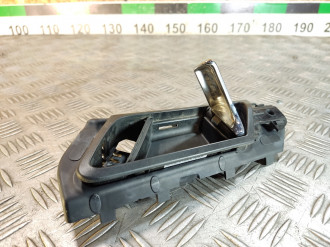 Ручка двери внутренняя передняя левая Ml 164